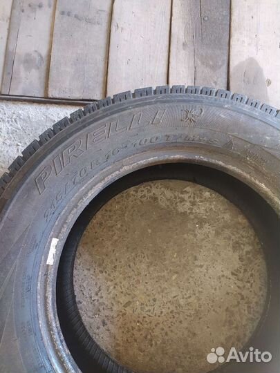 Pirelli Scorpion Ice&Snow 215/70 R16 100T