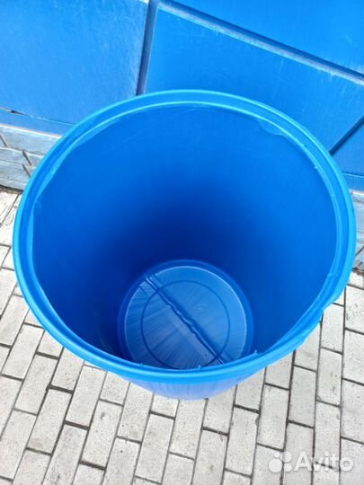 Бочка пластиковая, бак хозяйственный, ёмкость