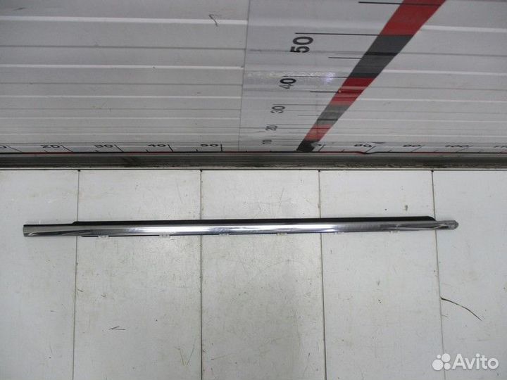 Уплотнитель стекла двери передней правой Kia Quoris KH