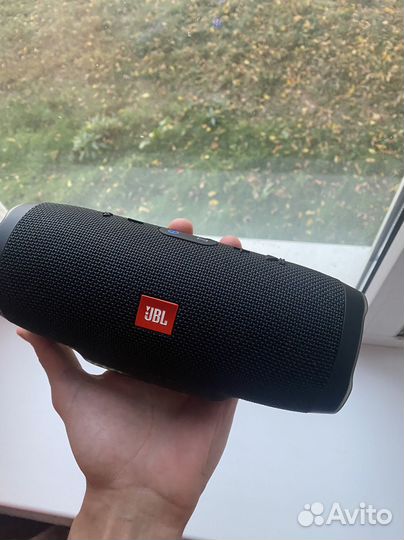 Колонка jbl charge 3
