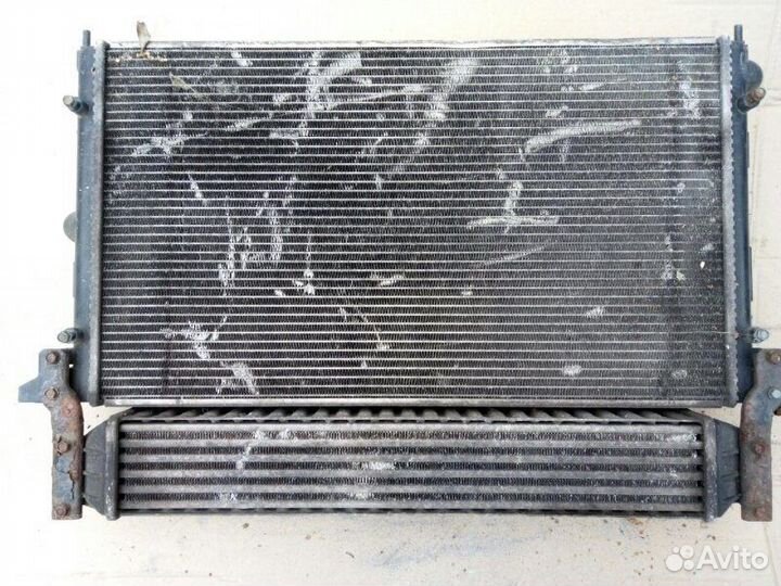 Диффузор радиатора Volkswagen Sharan 1.9TDI 1998