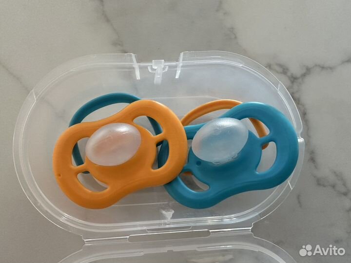 Пустышка avent новая 6-18