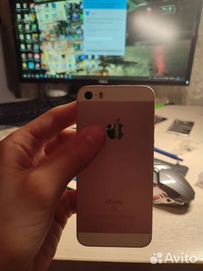 Запчасть iPhone se 2016