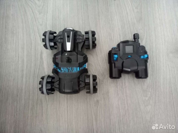 Машинка с камерой,на пульте управления