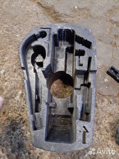 Volkswagen polo 6 органайзер домкрата