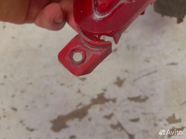 Фонарь противотуманный левый Hyundai Solaris 1