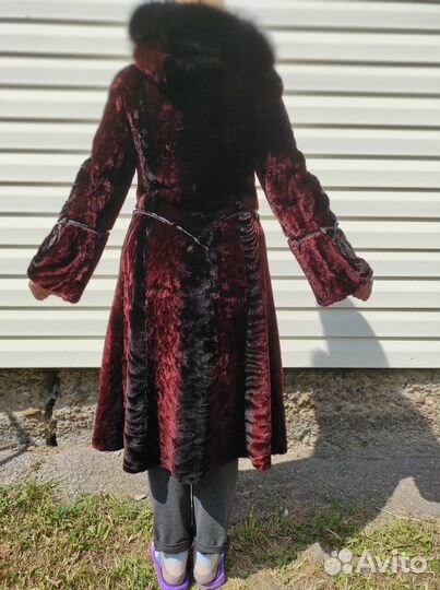 Шуба мутоновая с капюшоном