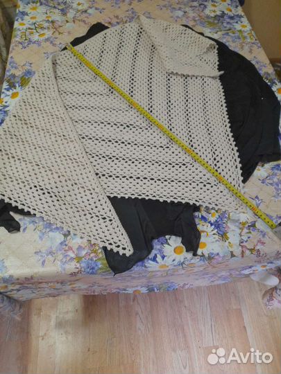 Бактус (платок, мини шаль)