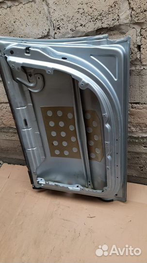 Дверь передняя правая Volkswagen Touareg