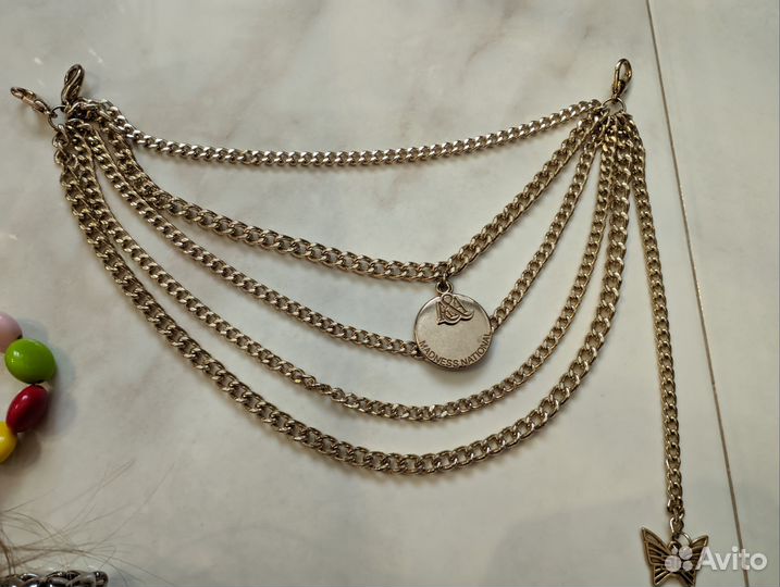 Аксессуары и украшения