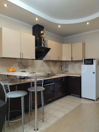 2-к. квартира, 65 м², 2/12 эт.