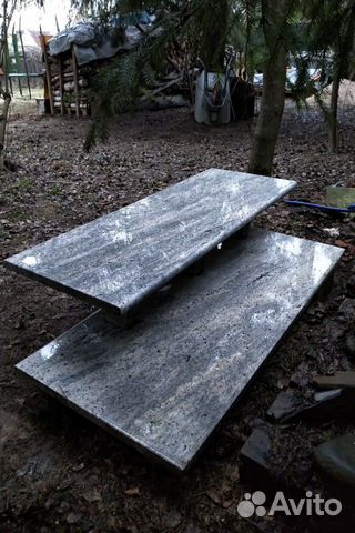 Барная стойка из натурального гранита (1330х730мм)