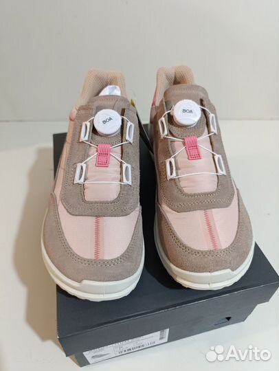 39 Кроссовки Ecco