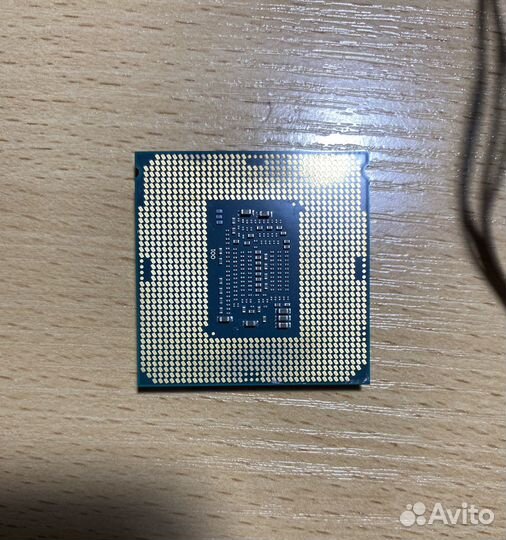 Процессор intel core i5-7500 вместе с кулером