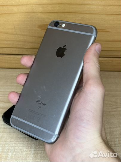 iPhone 6S, 32 ГБ