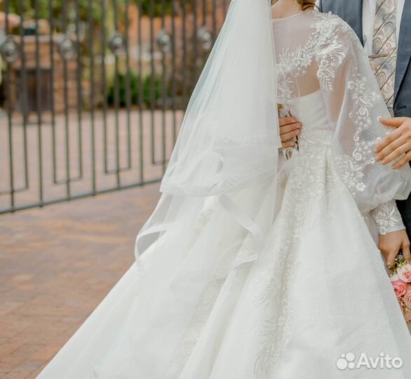 Свадебное платье