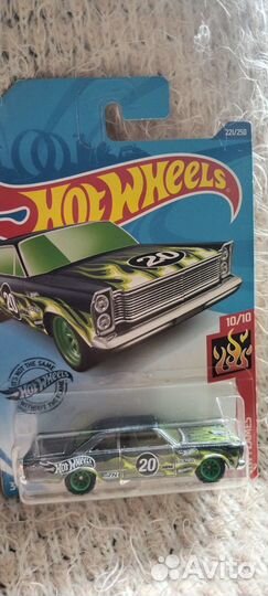 Hot Wheels 65 Ford Galaxie STH