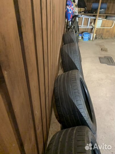 Kumho Crugen HP91 275/45 R21