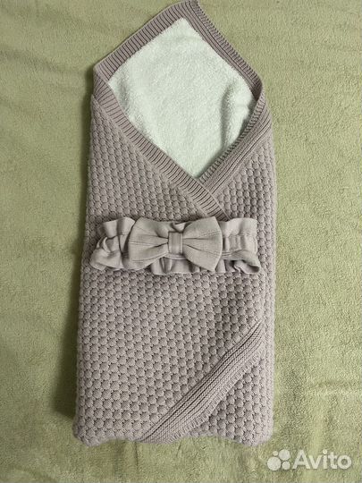 Комплект на выписку для девочки демисезонный