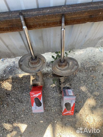 Стойки амортизатора передние BMW E39