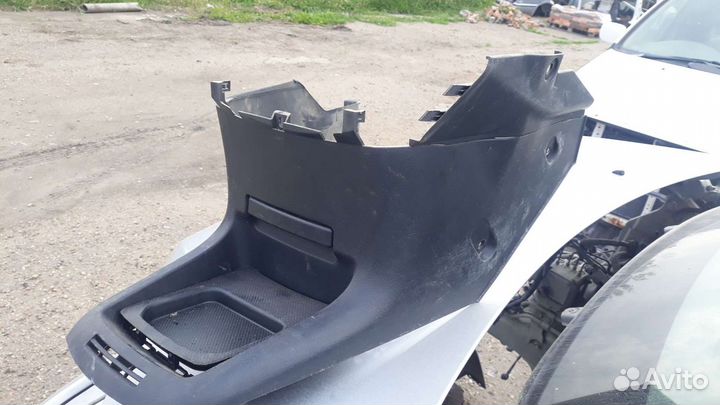 Низ центральной консоли toyota voxy