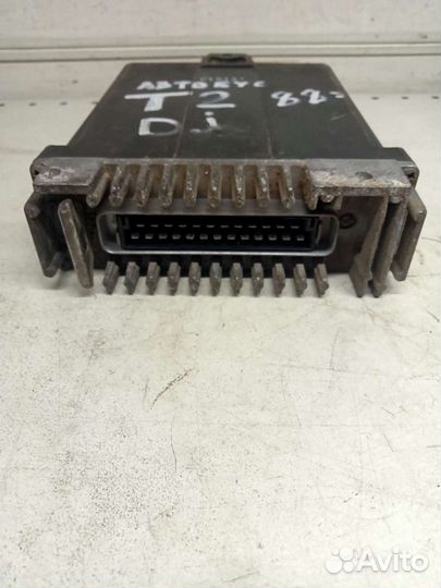 Блок управления двигателем Т2 DJ 025906021F