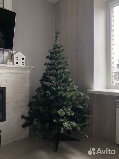 Елка искусственная