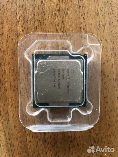 Процессор Intel Core i3-7100