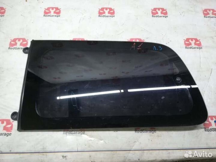 Стекло боковое заднее левое Hyundai Starex A1 D4BH