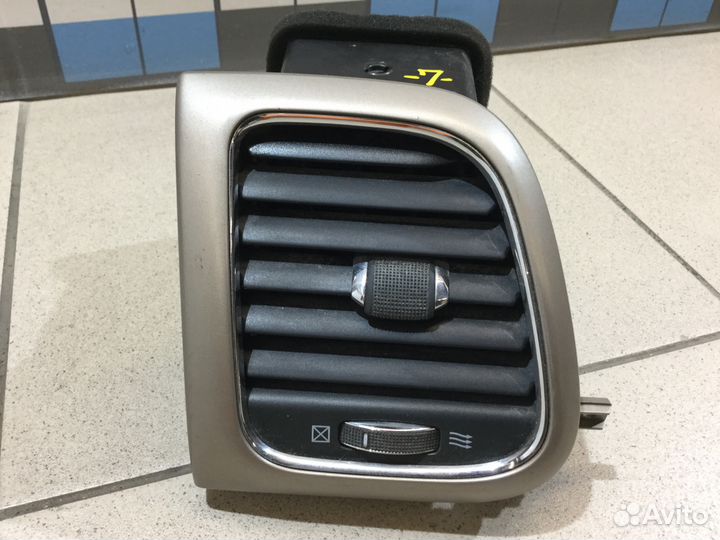 Дефлектор воздушный Гранд Чероки после 2010г