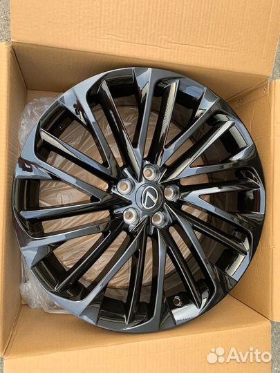 8x20 5x114,3 ET30 60.1 Lexus RX