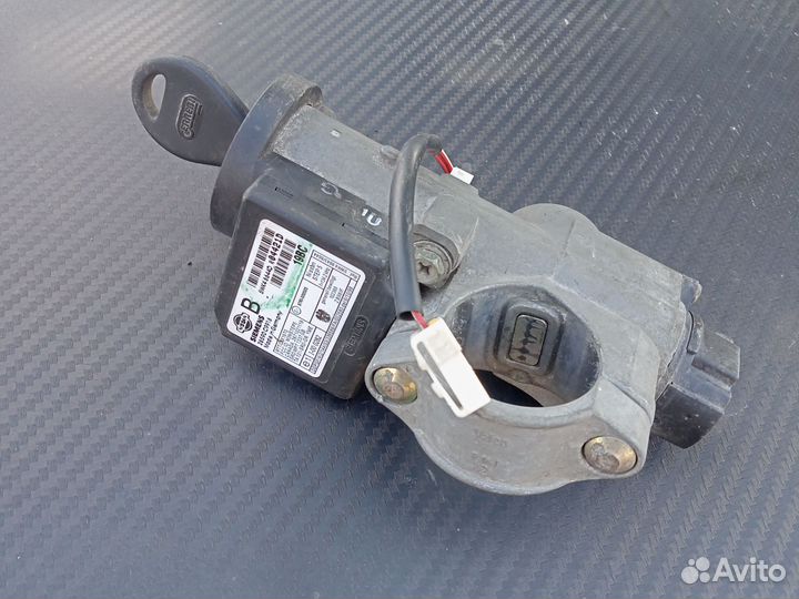 Замок зажигания Nissan Primera P11 с ключом