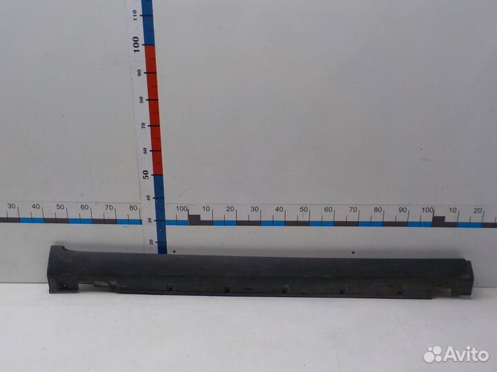 Накладка порога правого Kia Sorento 2009