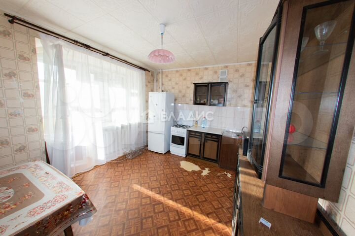 2-к. квартира, 77 м², 3/10 эт.