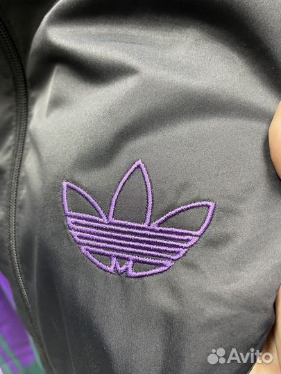Спортивный костюм adidas