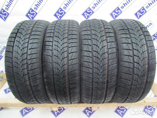 Minerva Frostrack UHP 215/55 R17 98V