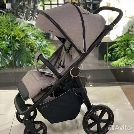 Прогулочная коляска carrello unico