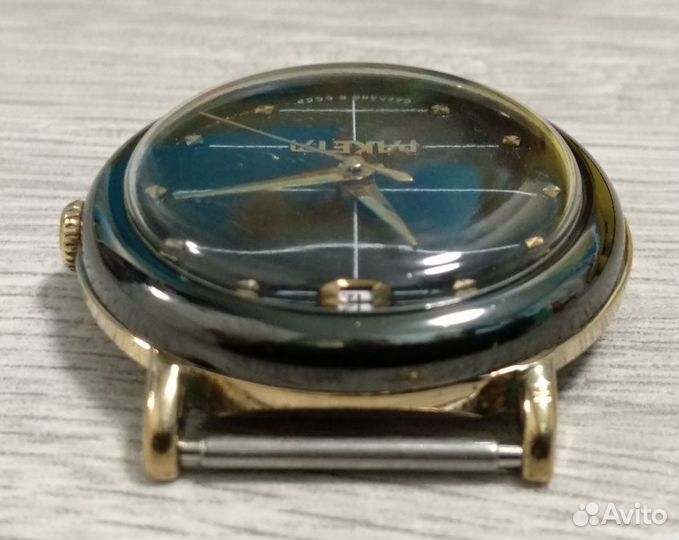 Часы наручные СССР 