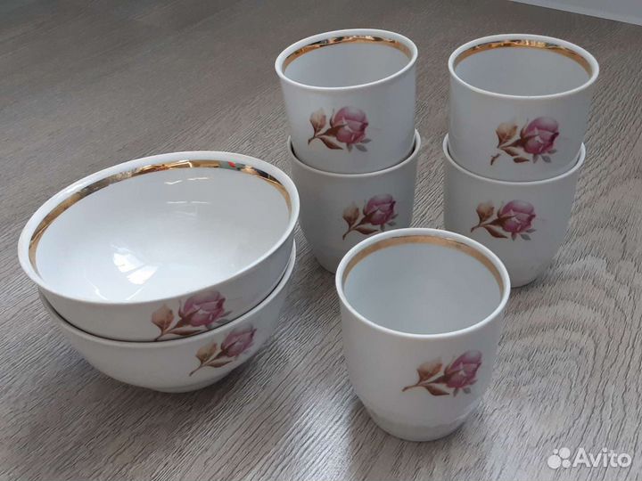 Набор посуды прекрасные розы