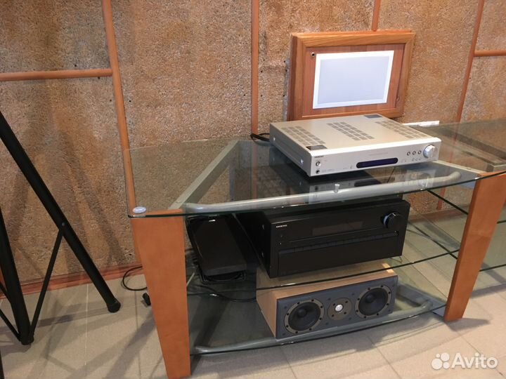 Стойка под аппаратуру новая