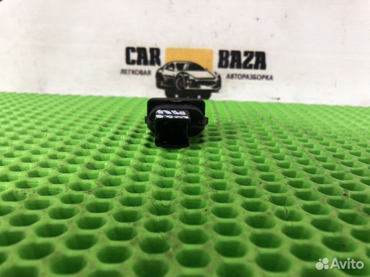 Кнопка стеклоподъемника