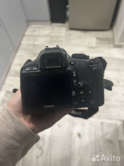 Зеркальный фотоаппарат canon 550d