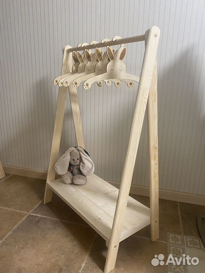 Вешалка для одежды