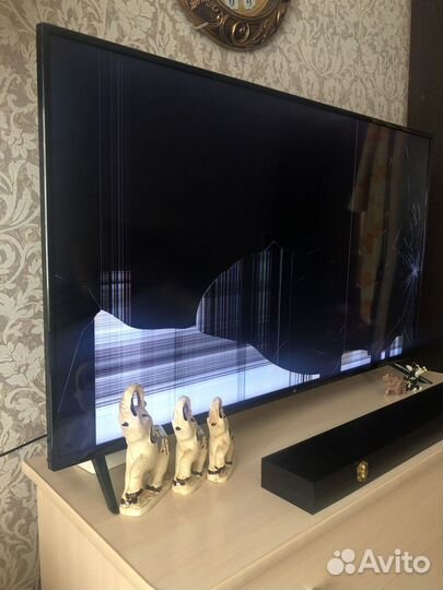 Телевизор Xiaomi MI TV 4A 43 на запчасти