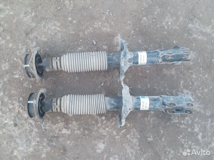 Передние стойки Chery amulet a15