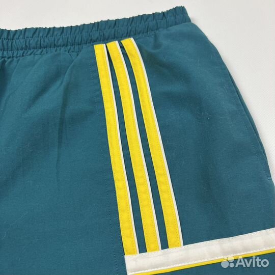 Винтажные Шорты Adidas размер L