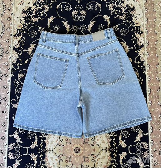Женские джинсовые шорты