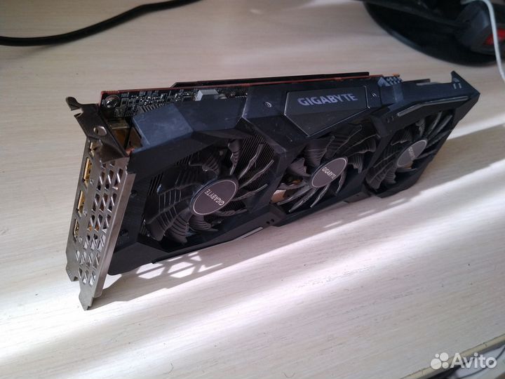 Видеокарта RX 5600xt