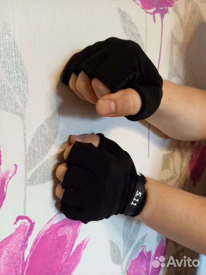 Велосипедные перчатки