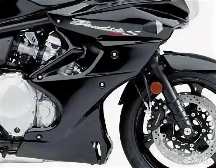 Боковой пластик Suzuki gsf 650-1250